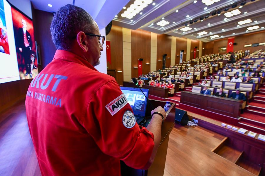 ANKARA BÜYÜKŞEHİRİN AFET FARKINDALIK VE TEMEL İLK YARDIM EĞİTİMLERİ DEVAM EDİYOR